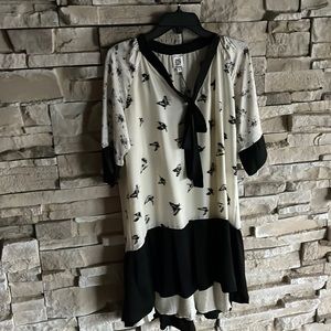 Lara Rosnovsky Original-has never been worn!